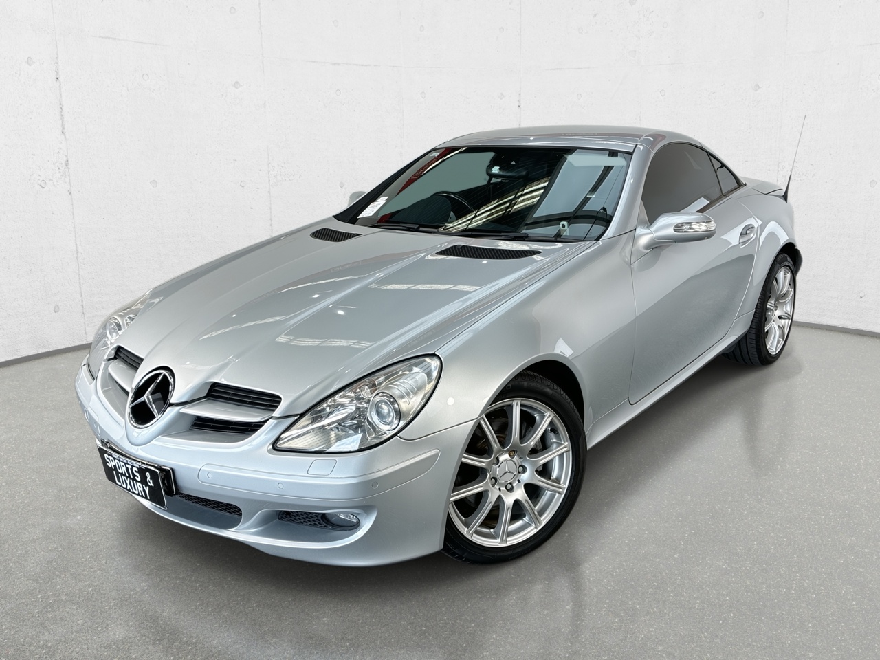 2005 Mercedes Benz SLK280 R171 Automatic Convertible Auction (0001 ...