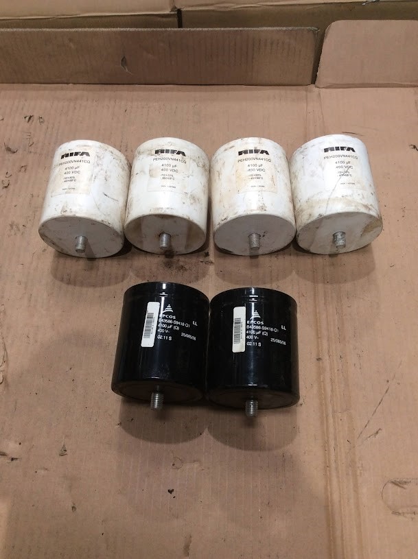 RIFA PEH200VN441CQ&EPCOS B43586-S9418-Q1 Electrolytic Capacitors (Lot of 6)