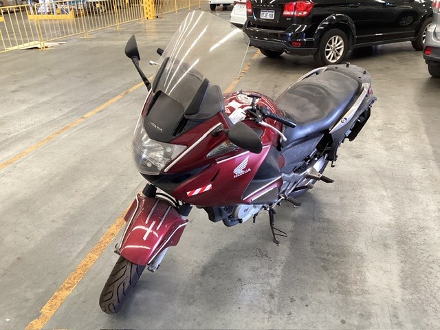 <p>2009 Honda  NT Motorcycle</p>