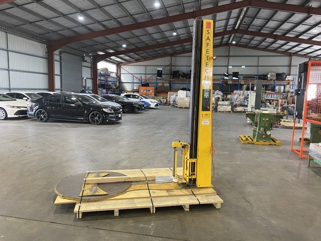 <p>Safetech Lo Wrapper Pallet Wrapping Machine </p>