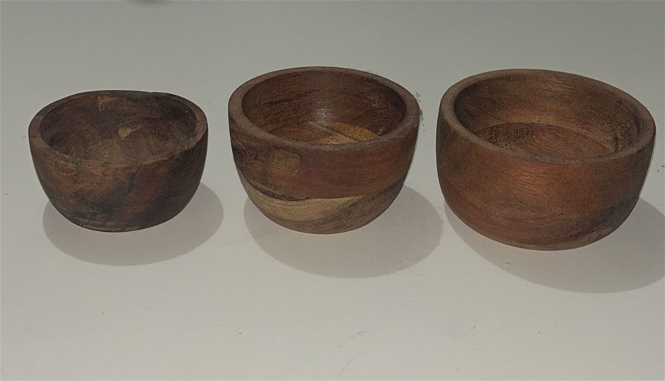 3x Wooden Bowls