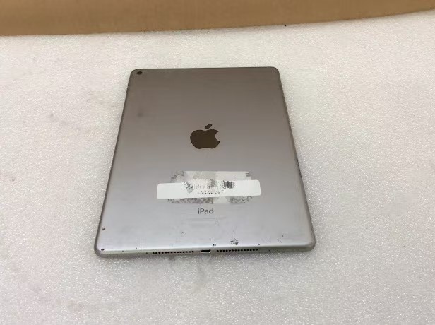 APPLE iPad Air 2(A1566) Tablet 32GB