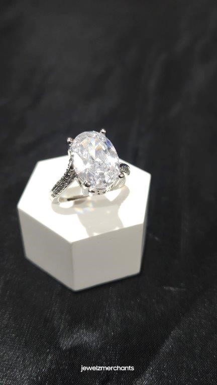 5.0ct oval cut white stones 925 Sterling Silver Ring (s925)-Adjustable