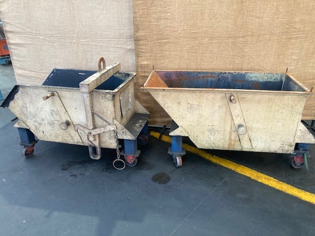 Tipping Bins With 1 Cradle