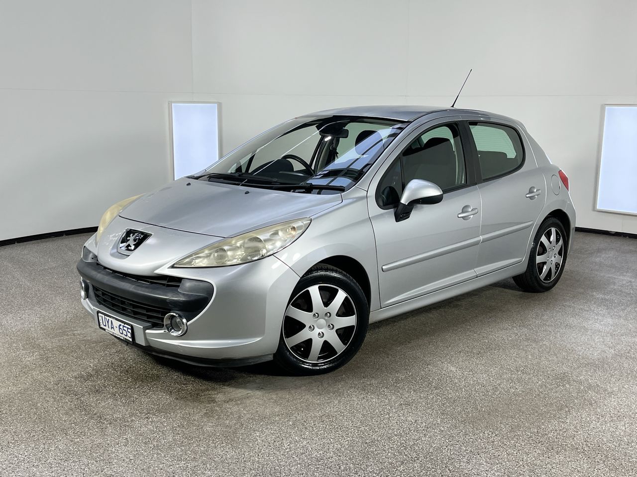 2007 Peugeot 207 XT 1.6 Automatic Hatchback