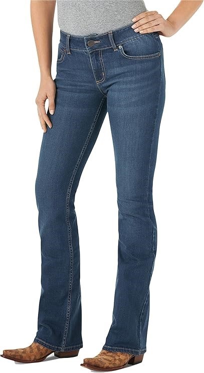 WRANGLER Women's Western Mid-Rise Stretch Boot Cut Jean, Size 3x32, Cotton,