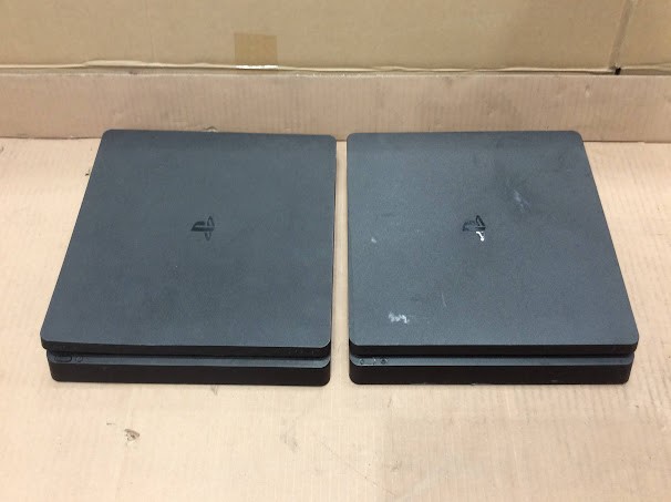 Sony PlayStation 4 Mixed Model Console (Lot of 2)