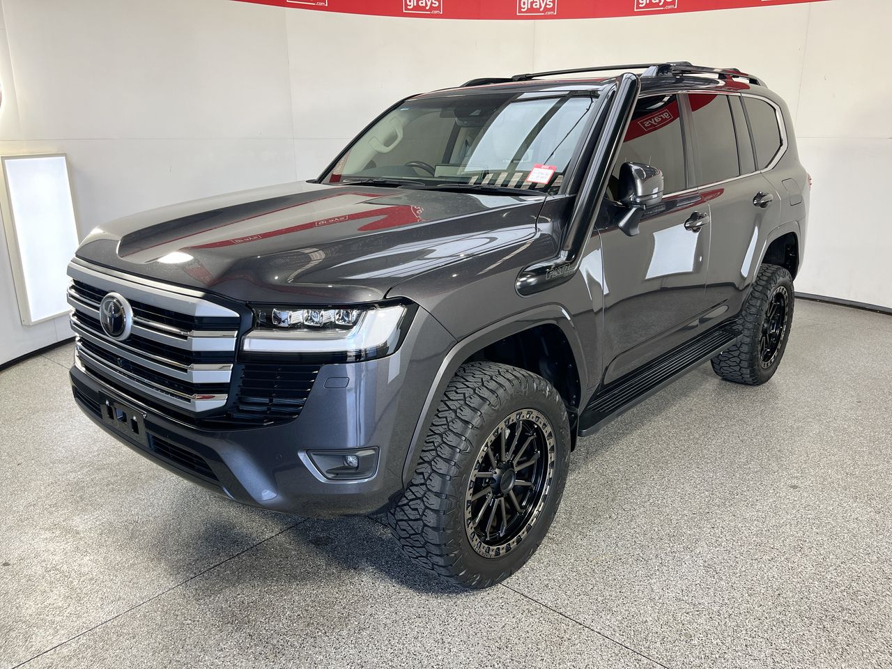 2023 Toyota Landcruiser VX FJA300R Turbo Diesel 10 auto 7 Seats Wagon