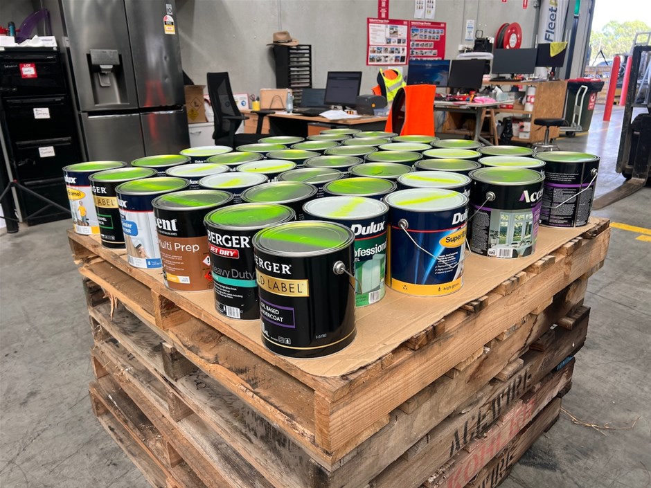 Assorted 4Lt Tins of Paint