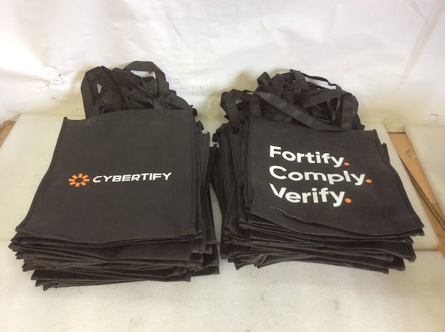 Mix Brand Tote Bags (Lot of 40)