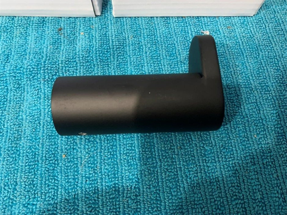 New in Box Multitude Single Robe Hooks, Matte Black, Quantity 4