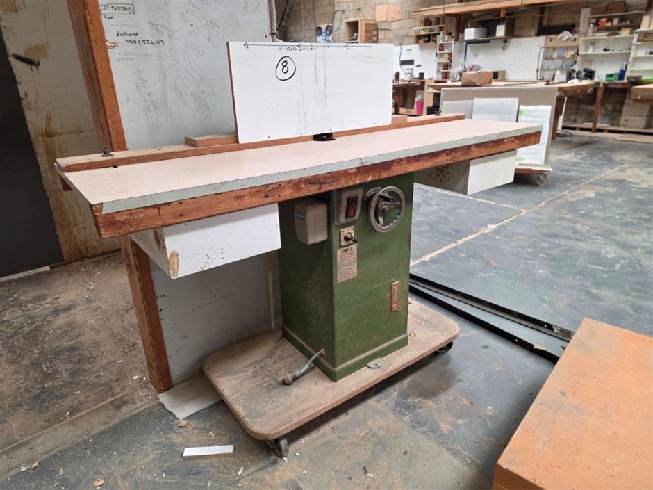Router Table