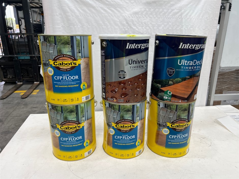 <p>Assorted 10Lt Tins of Deck Stain</p>