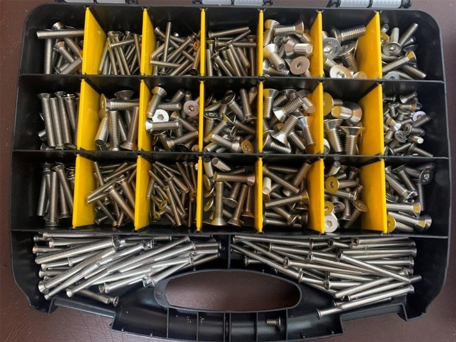 Quality Medium Size Carry Case with Various Sized SS Screws