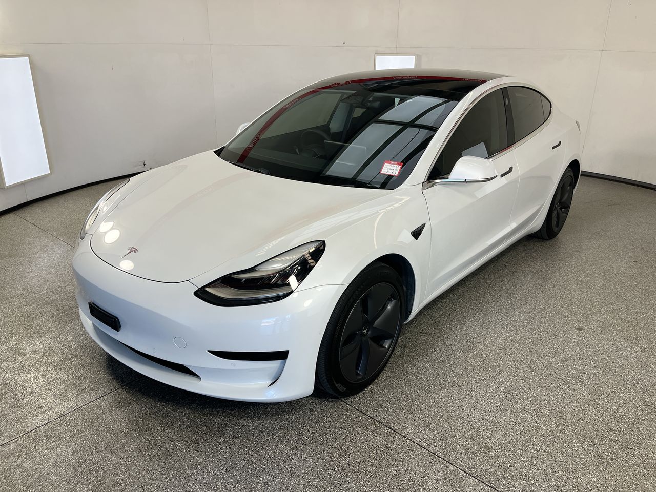 Tesla Model 3 Standard Range Plus Direct Transmission Sedan