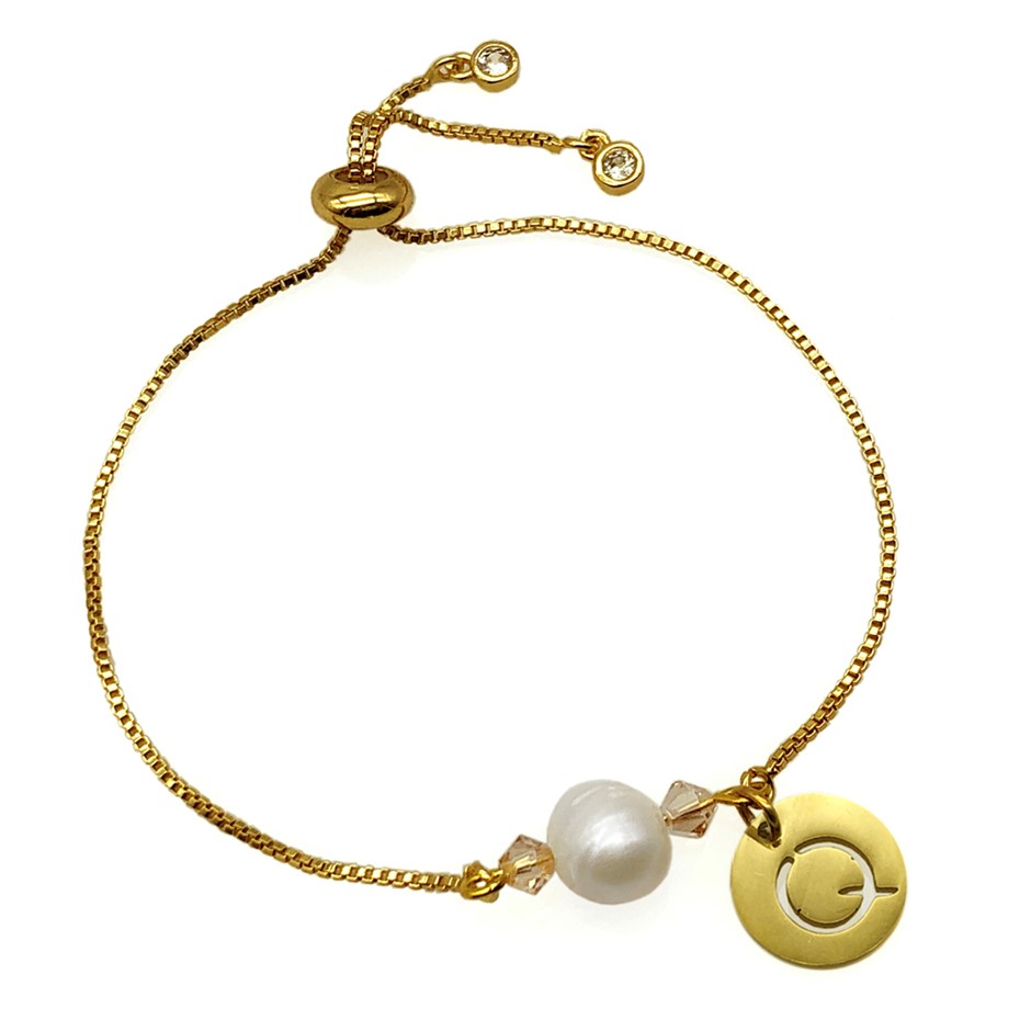8-9mm Pearl & Swarovski Crystal & Initial Letter 'Q' Charm Bracelet