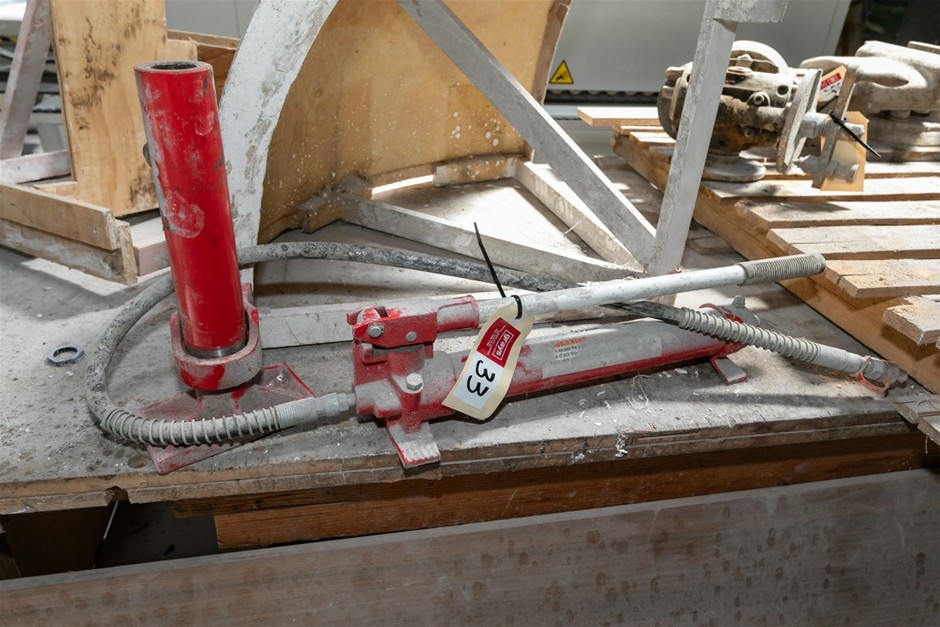 Hydraulic Hand Pump & Ram