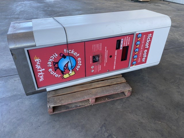 <p>Arcade Ticket Redeem Machine</p>