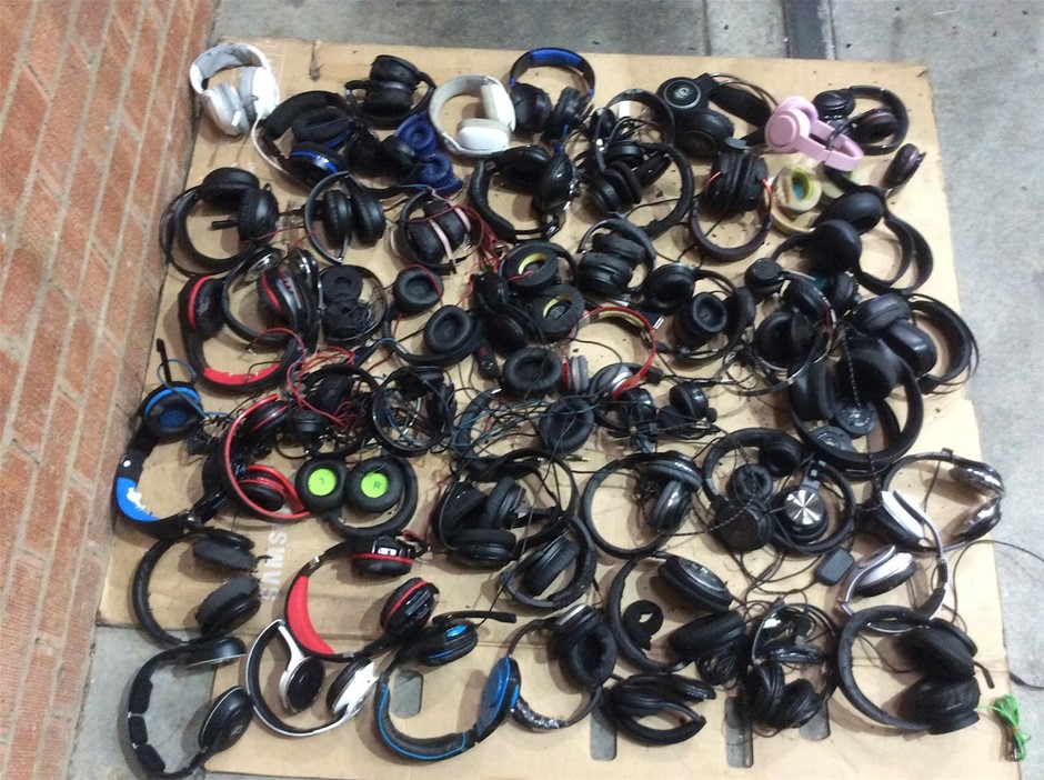 Mixed Brand Headphones And Gaming Headsets Lot