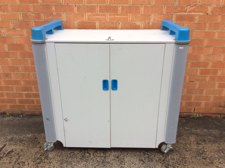 LapCabby 32H Laptop Charging Trolley