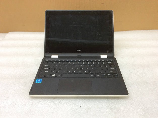 acer Aspire R3-131T Laptop Pentium N3700 4GBRAM/500GB White