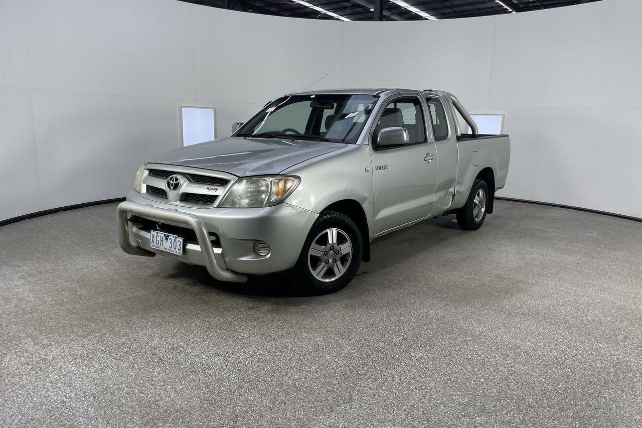 Toyota Hilux Automatic SR extra cab V6 Automatic Ute