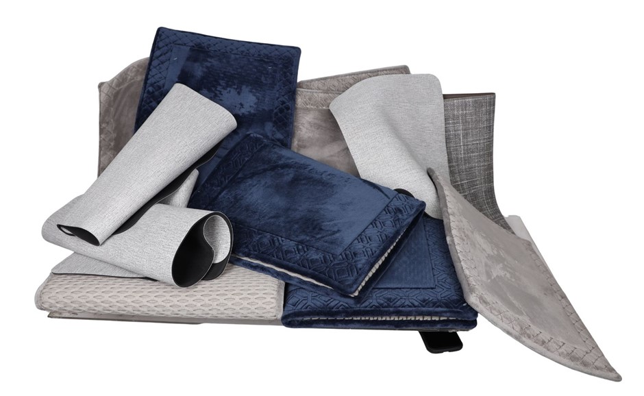 14 x Assorted Mats, inc. SIGNATURE & CREATIVE HOME IDEAS, And More. NB: Som