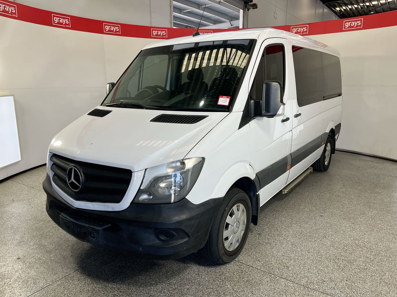 2017 Mercedes Benz Sprinter MINIBUS Turbo Diesel Automatic 12 Seats Bus