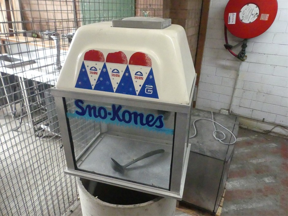 GOLD MEDAL PRODUCTS BLIZ-WHIZ Ice Shaver