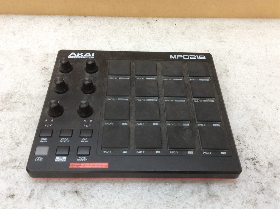 Akai MPD218 MIDI Pad Controller