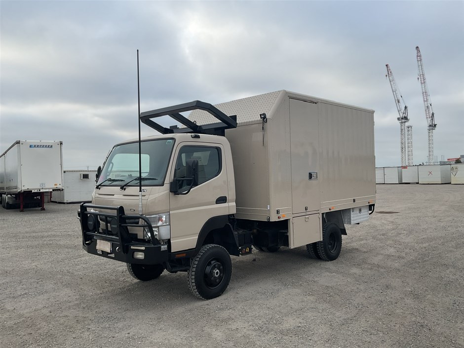 <p>2012 Mitsubishi  Canter 4 x 4 Pantech Truck</p>