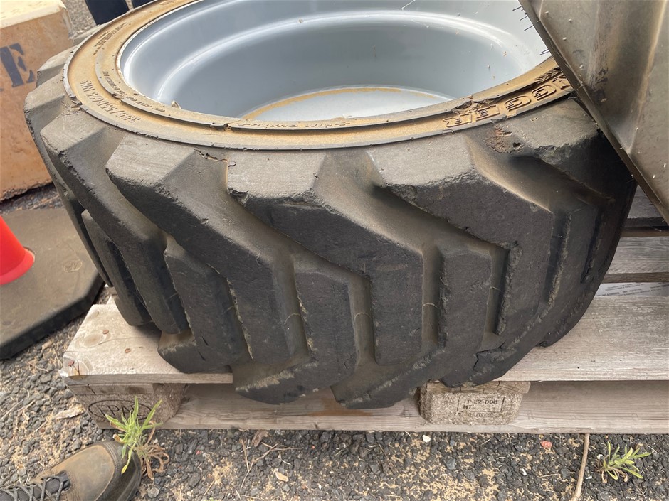 1 x Used Scissor Lift Tyres - 355/56D625NHS - Bunbury