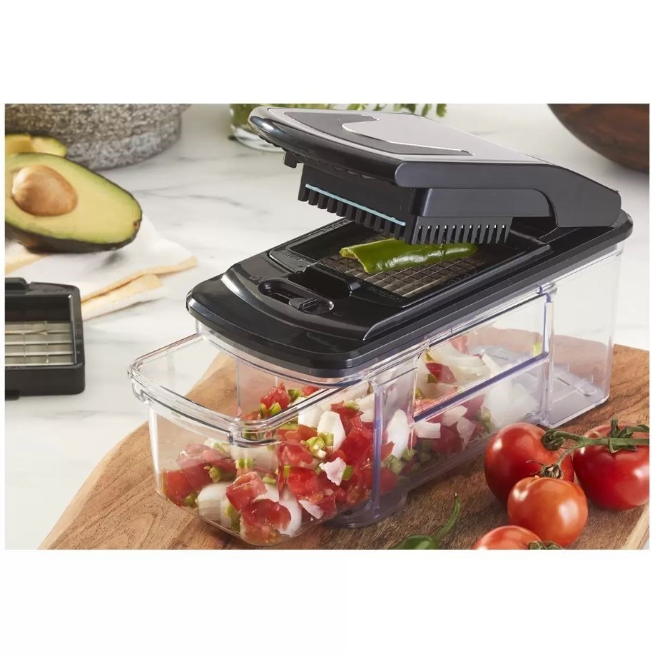 MIU Vegetable Chopper. NB: Used, not in original packaging, 1 x grater dama