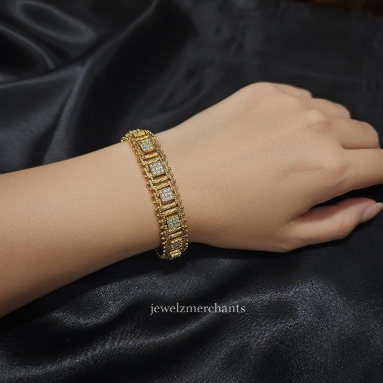 18K/Italy Gold Filled Bracelet -(stamped 18K/Italy)-Warranty Quality