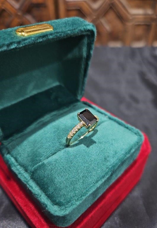 14K/Italy 2.0ct Black Emerald Cut Yellow Gold Ring(stamped)Warranty -8US