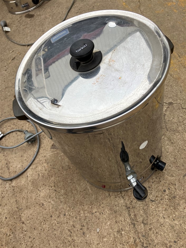 9x ZIP Hot Water Systems & 2x Urns - Glendenning