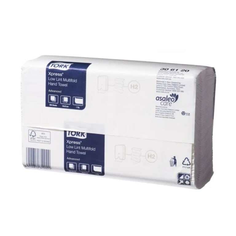 21 x TORK Xpress Multifold Hand Towels, 24x21cm, 185 Sheets.