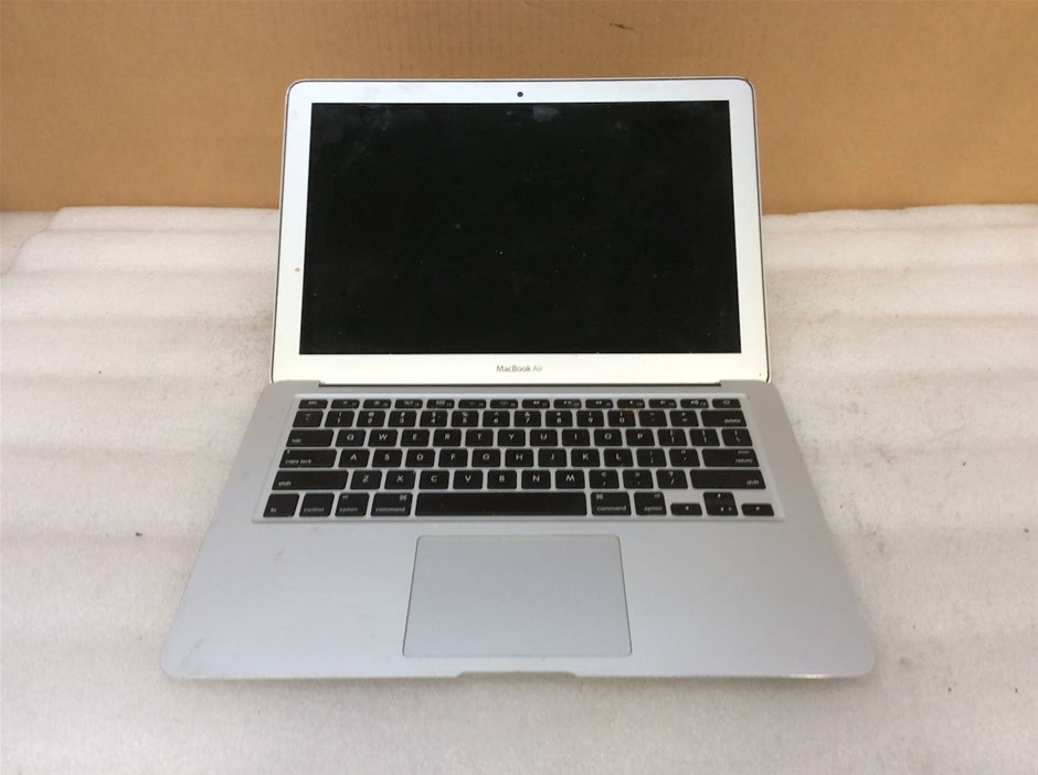 Apple MacBook Air (A1466) Laptop i5-3427U 4GBRAM 256GB Silver