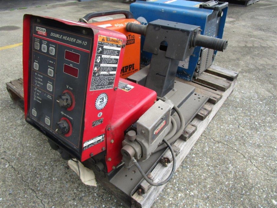 Lincold Double Header Wire Feeder