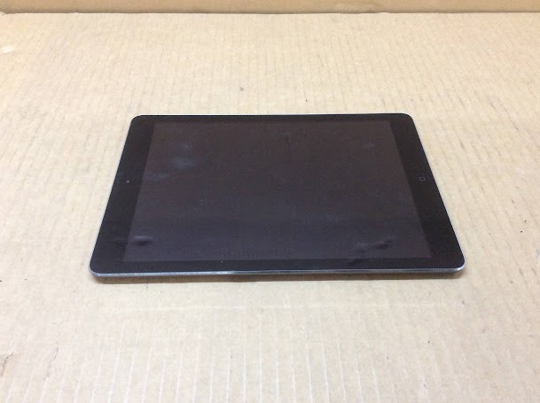 APPLE IPAD AIR 1ST GEN A1474 A7 Tablet 16GB