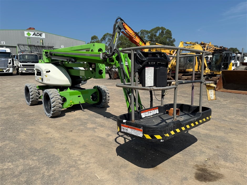 Unreserved Ex-Hire Excavation & Construction Equipment NSW 