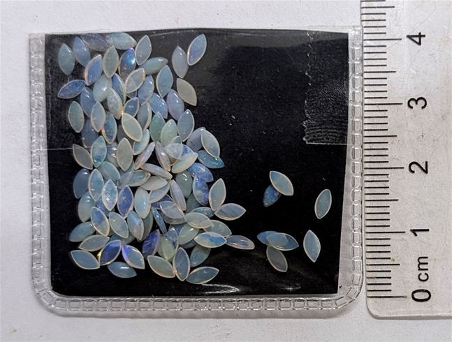8 carats 5x3mm OPAL Solids Gemstones