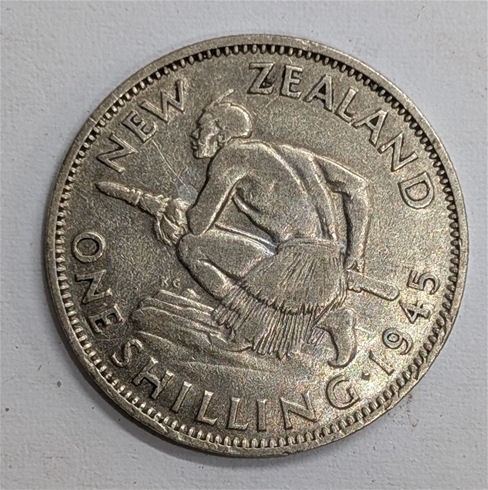 1945 NEW ZEALAND Silver Shilling Coin