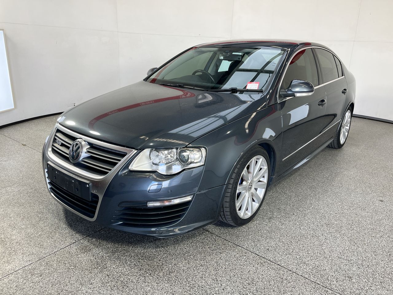 2009 Volkswagen Passat R36 3C Automatic Sedan