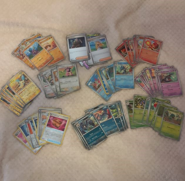 100 Pokemon cards reverse hollows all genuine, all assorted no doubles