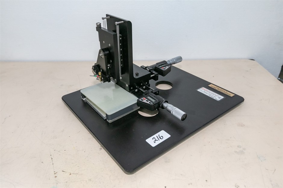 Measuring Platform with Dual Micrometre Gauges