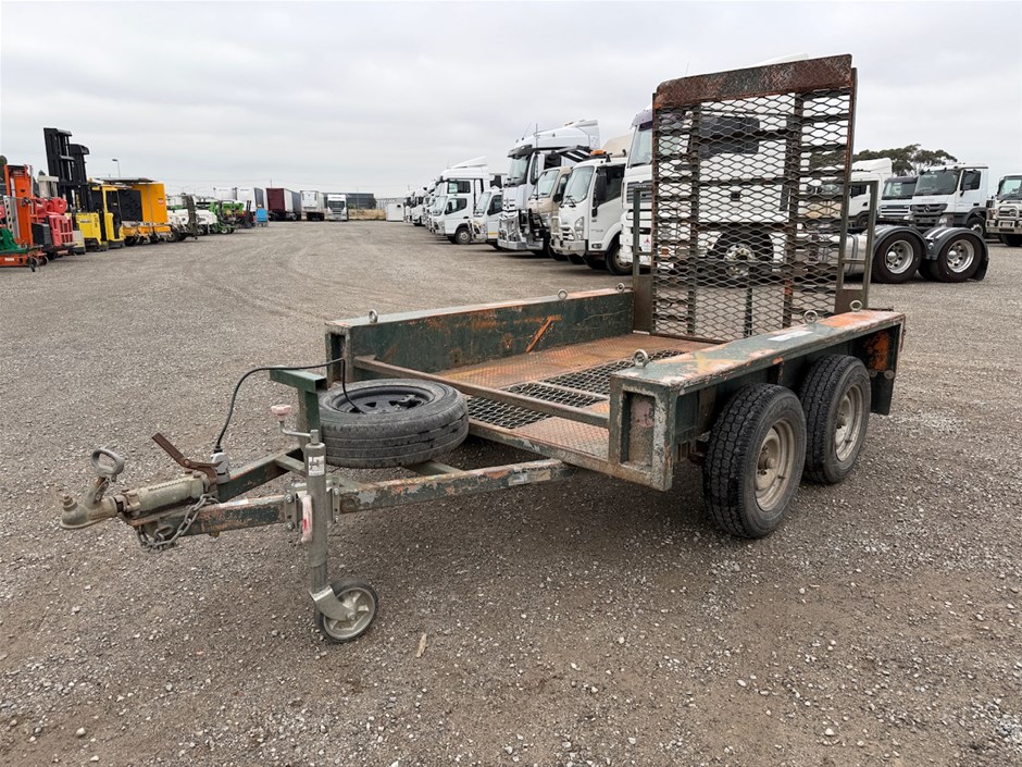 2016 Custom Made Tandem Plant Trailer