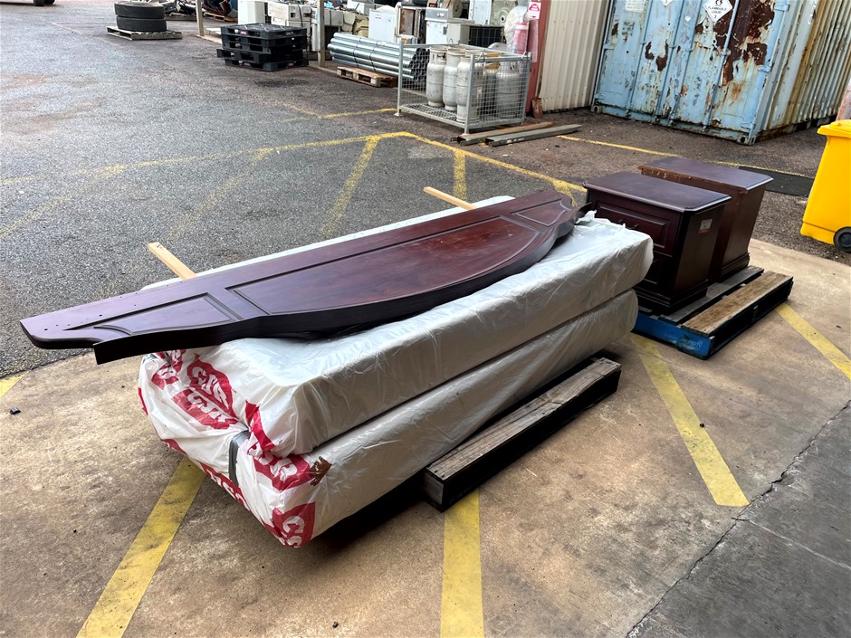 Bedside Drawers and Bedhead