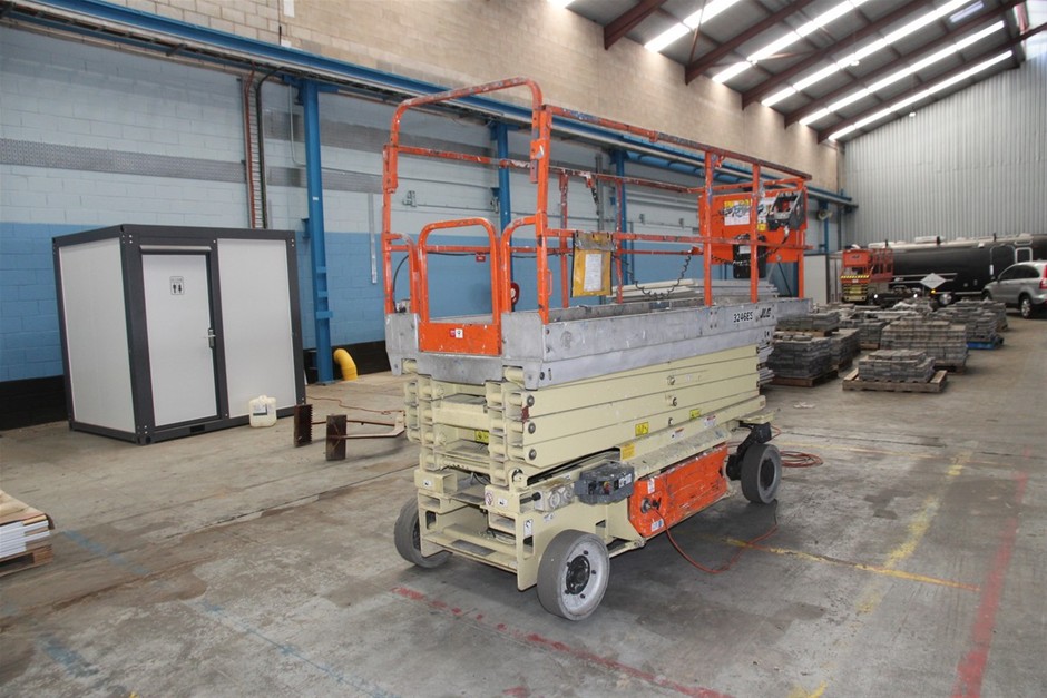 JLG 3246ES Scissor Lift