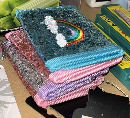 4x Kids Glitter Wallets